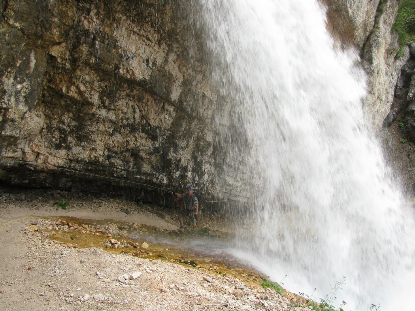 Dolomity. Wodospady Fanes.