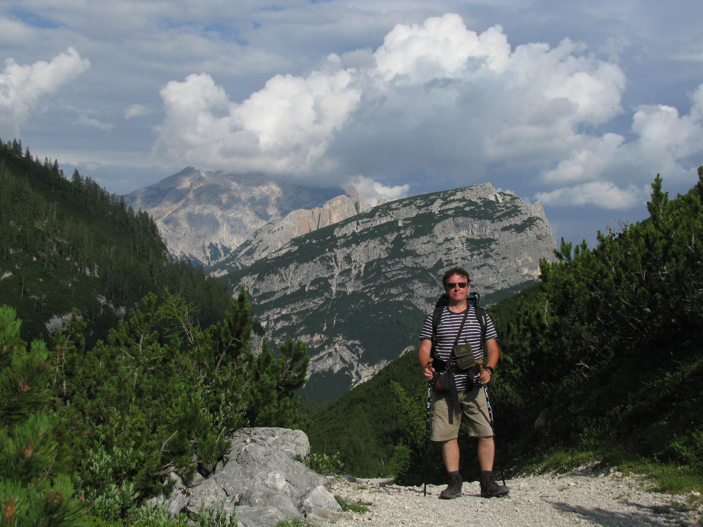 Dolomity. Wodospady Fanes.