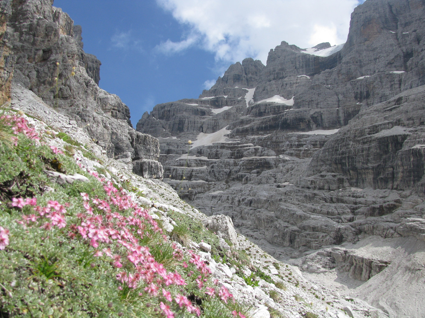 Dolomiti di Brenta - Sentiero Dellagiacoma