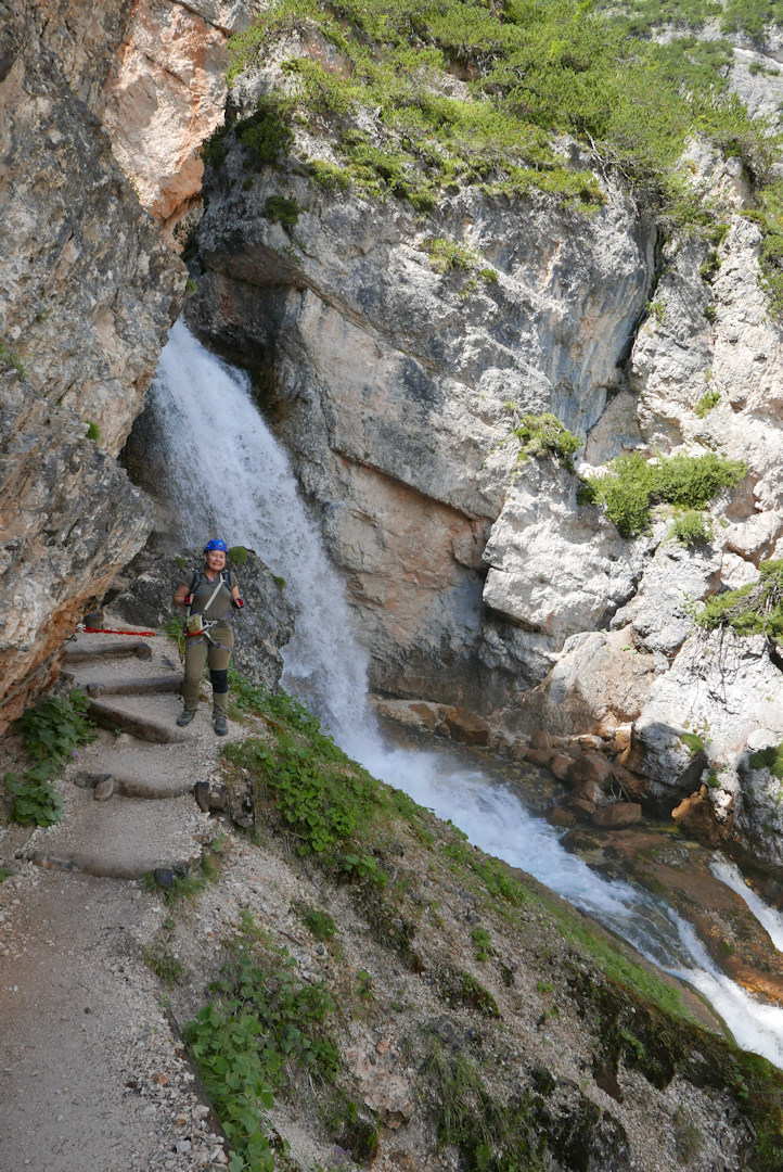 Dolomity. Wodospady Fanes.