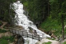 Dolomity. Wodospady Fanes.
