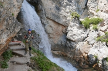 Dolomity. Wodospady Fanes.