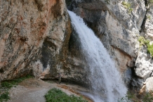 Dolomity. Wodospady Fanes.