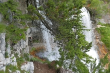 Dolomity. Wodospady Fanes.