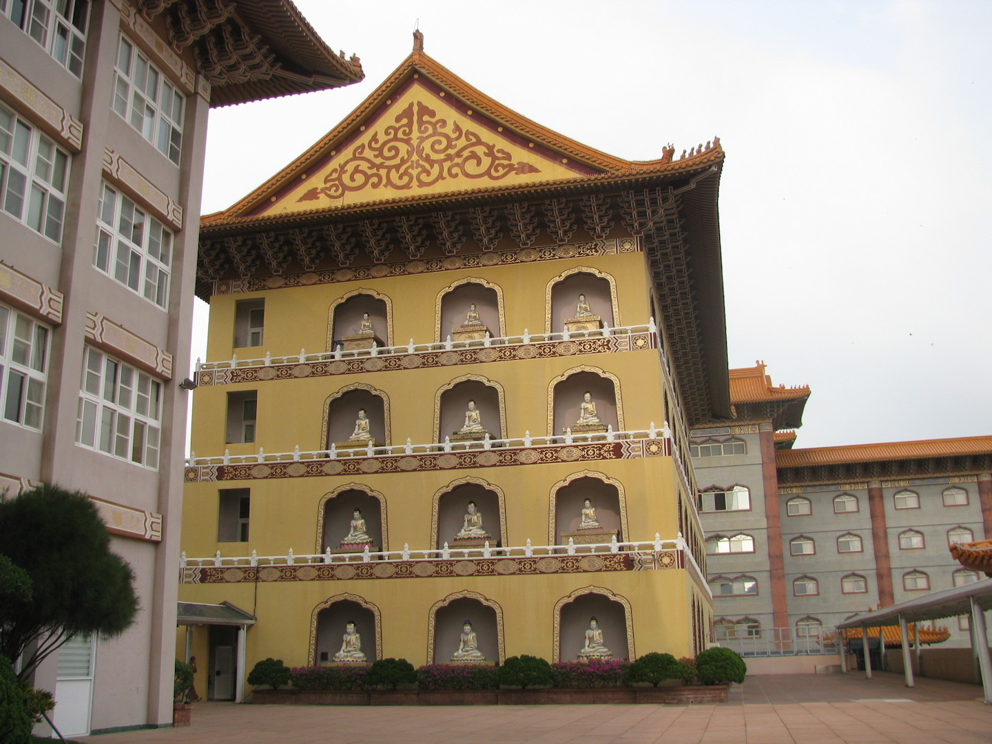 Fo Guang Shang